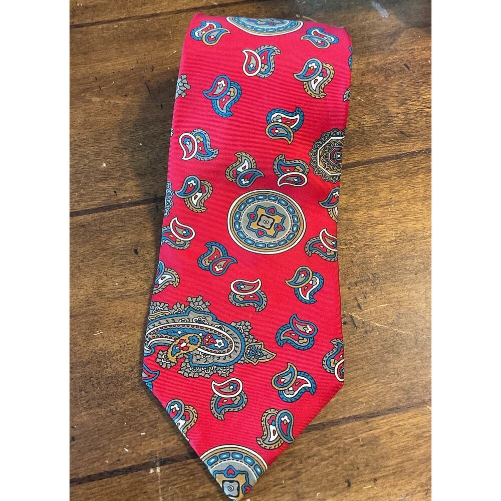 Barry Manufacturing Men’s Neck Tie 100% Silk Red multicolor Paisley Print